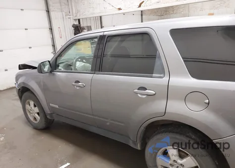 2008 Mazda Tribute I Sport из США, поврежденный, VIN 4F2CZ92Z98KM22321